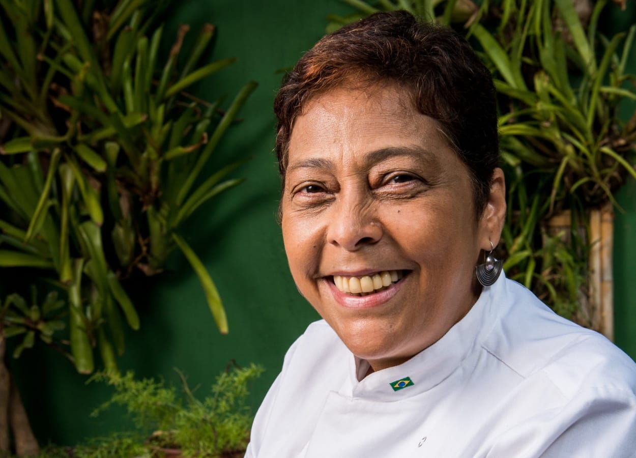 A chef Katita, tal como é apelidada, tornou-se famosa por conta do seu bolinho feito de feijoada