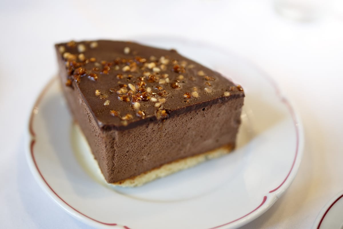 O bolo é perfeito para servir tanto como lanche da tarde, quanto como sobremesa de um almoço ou jantar