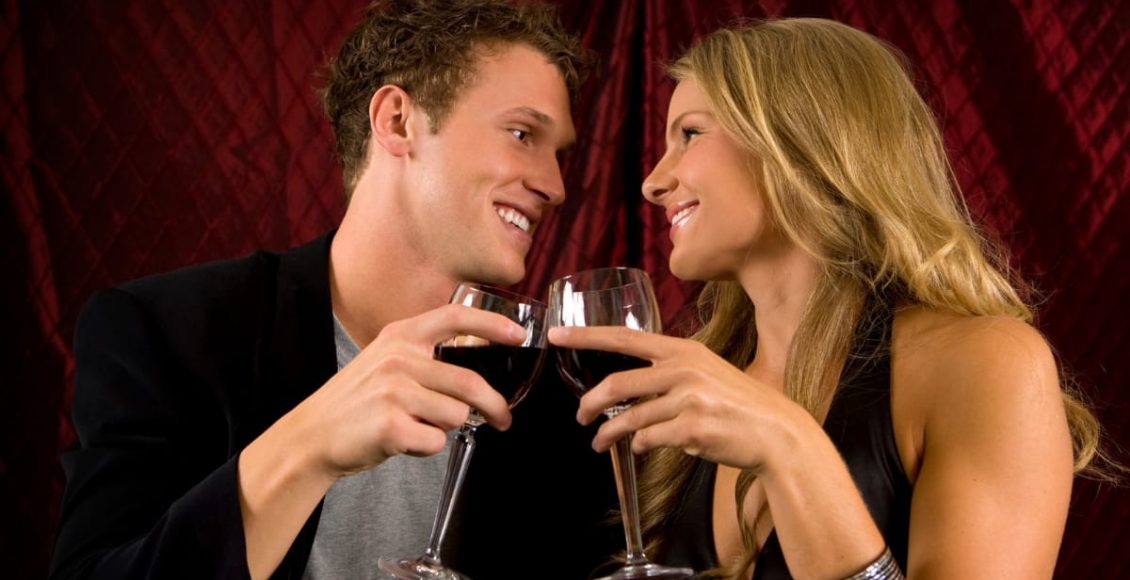 Sugestão de drinks com bebida mista para o Dia dos Namorados de acordo com os estilos de casais