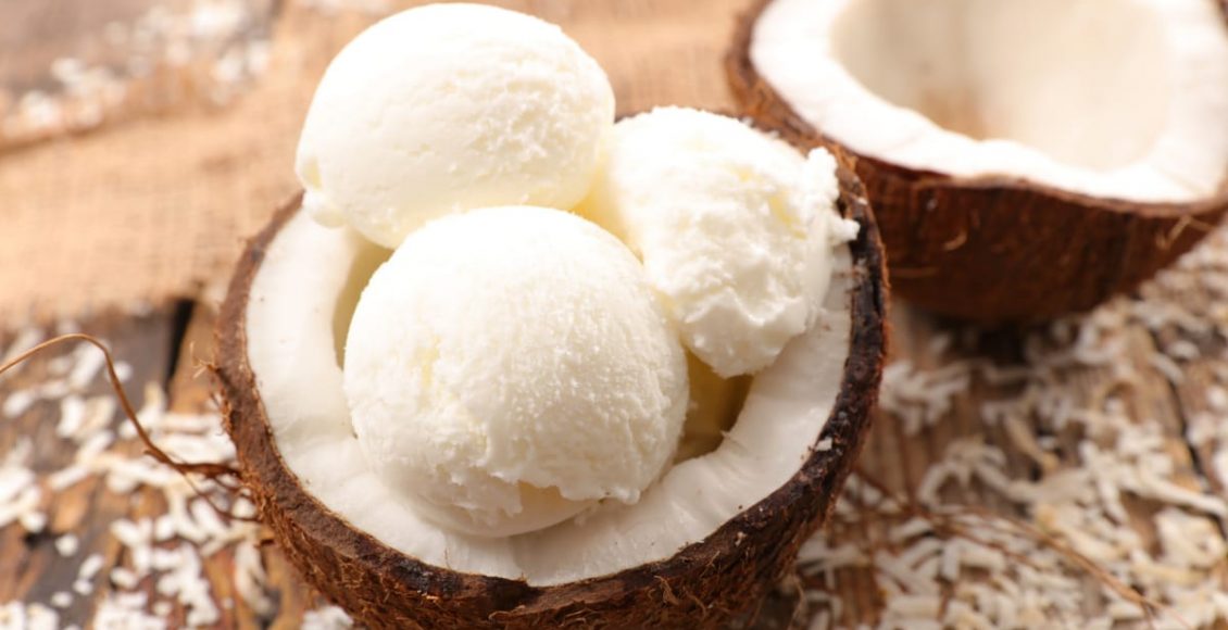 Sorvete de coco caseiro: uma sobremesa deliciosa simples de preparar e que custa pouco