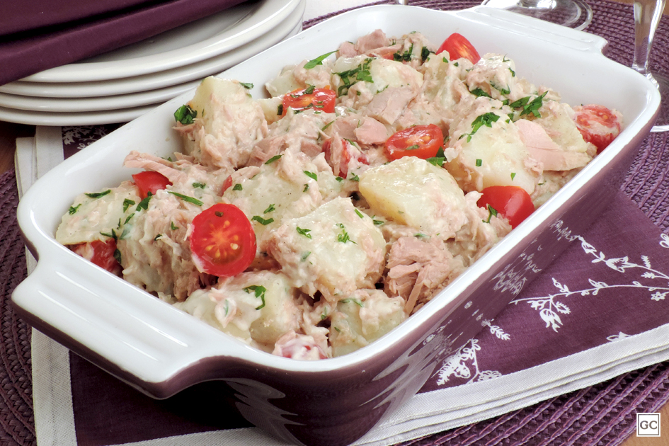 Receita caseira de salada de batata e atum(Guia da cozinha)