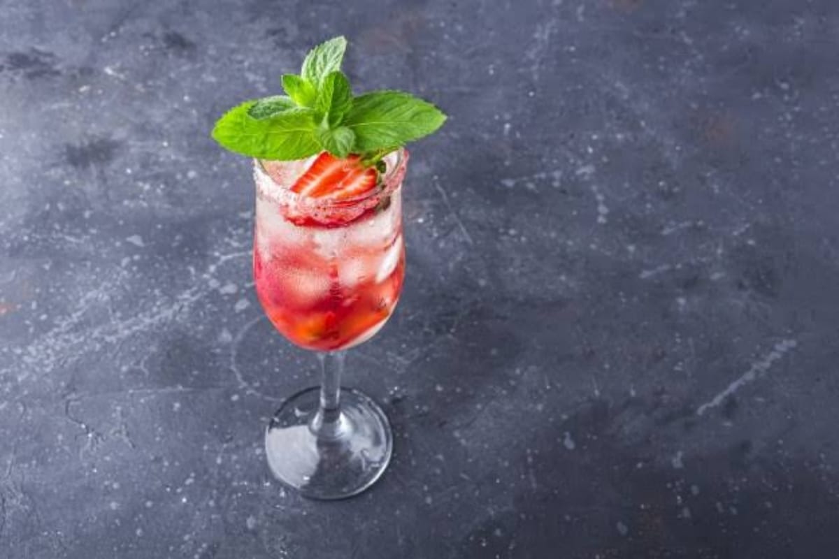 Bebida: O drink original Bellini nasceu na Itália, mas com o passar dos anos, acabou ganhando diversos admiradores espalhados pelo mundo