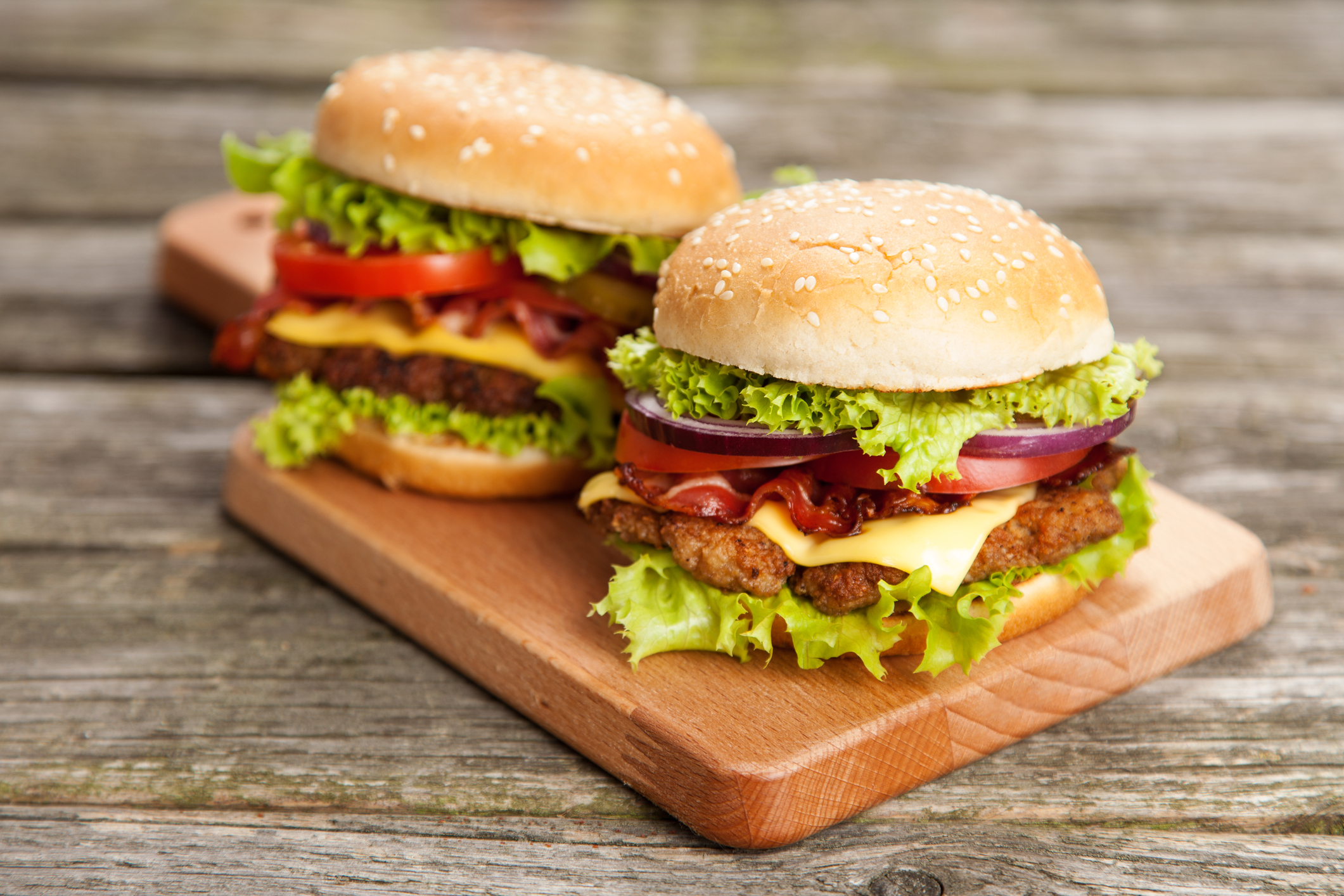 Hambúrguer artesanal: confira receita super fácil de fazer para lanche ou jantar