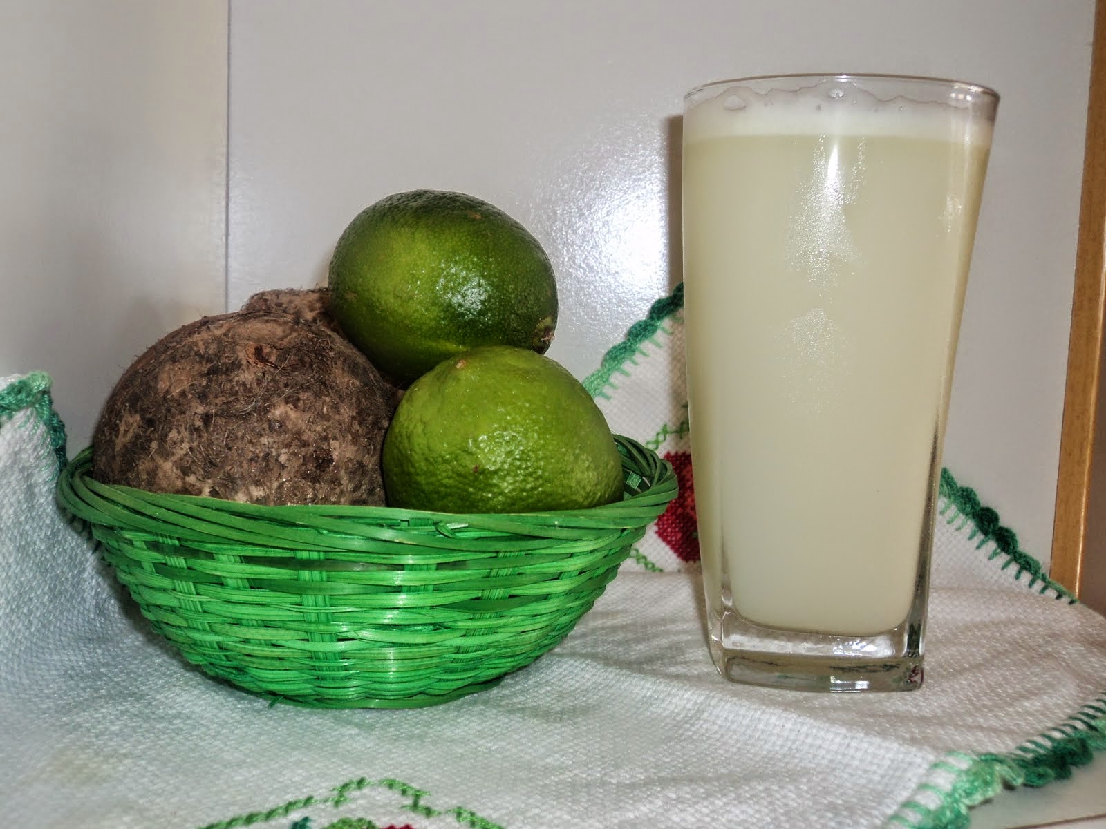 Como fazer suco de inhame com limão e gengibre?