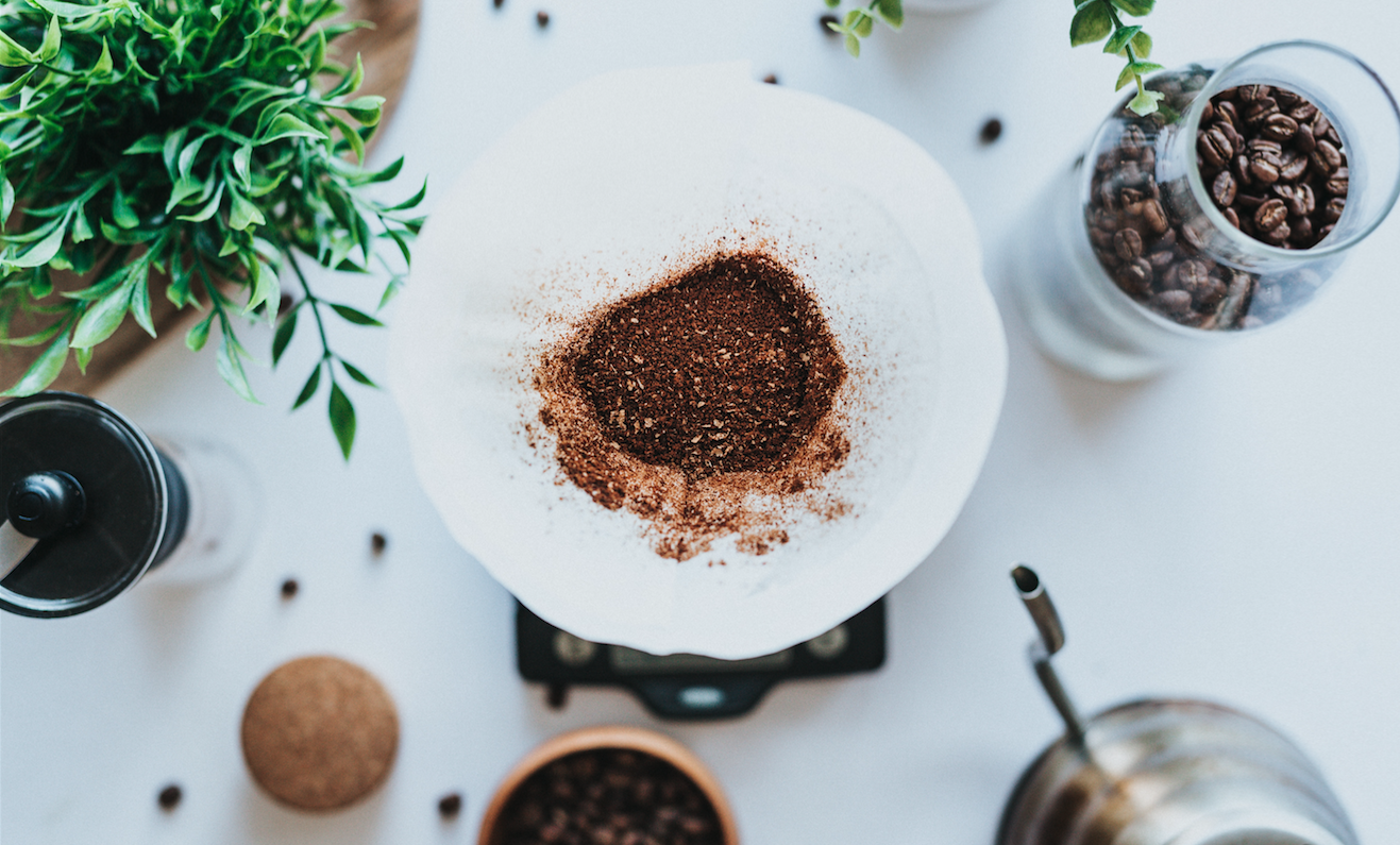 5 maneiras incríveis para usar a borra do café que você nem imaginava ser possível; confira