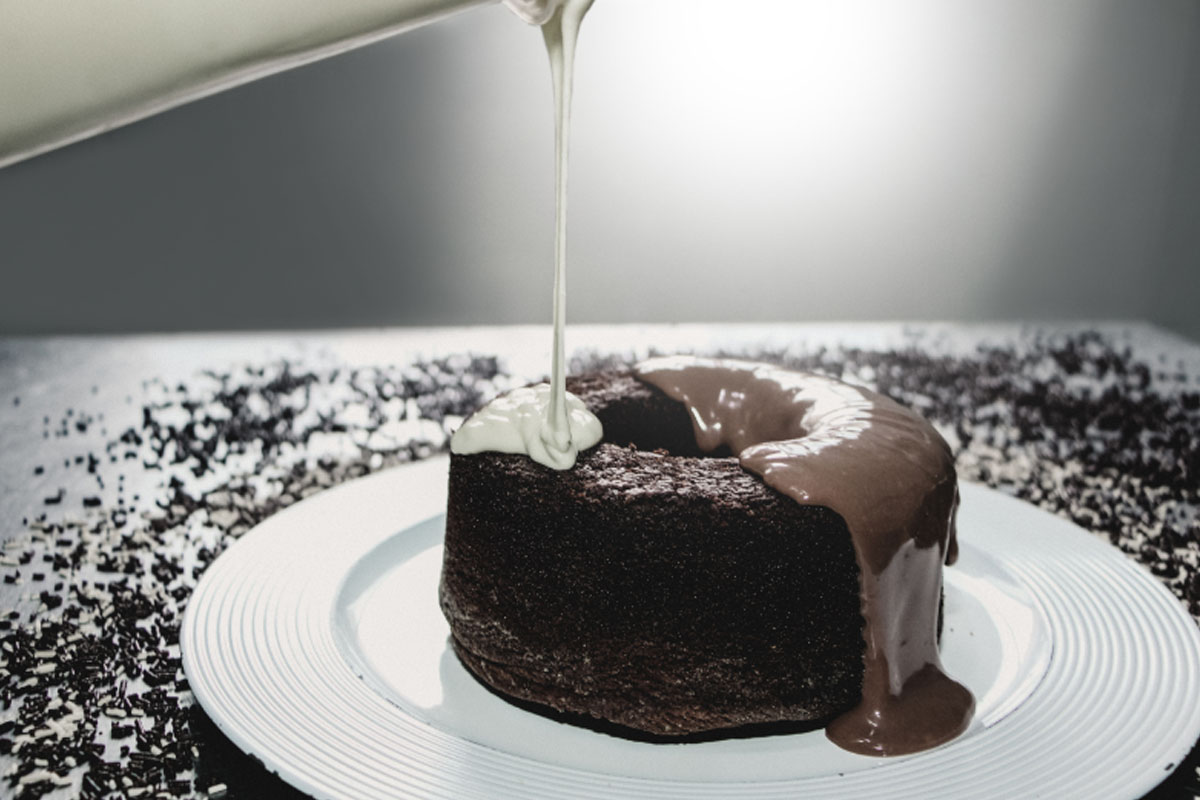 bolo vulcão de chocolate para lanche