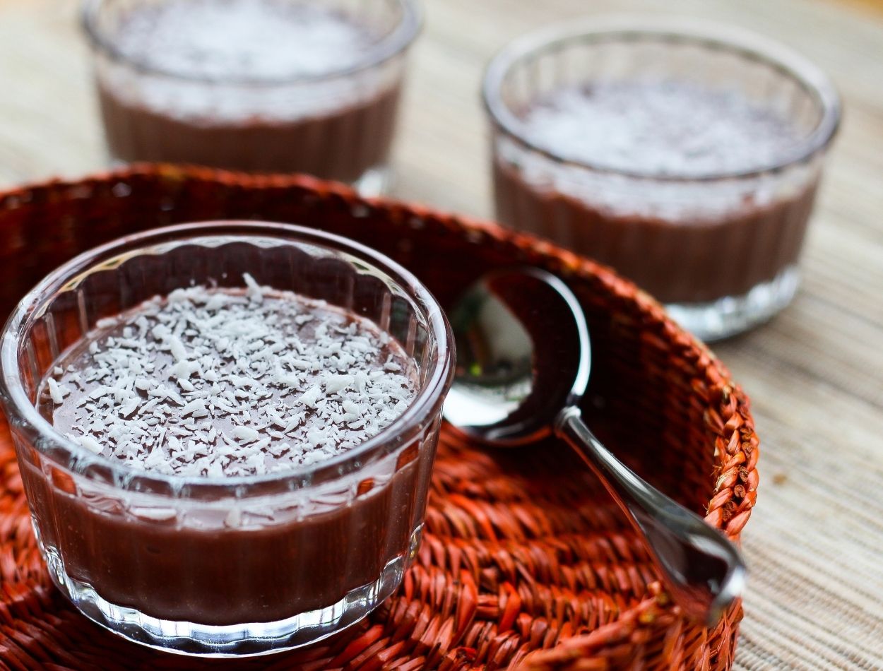 Geladinho gourmet de maracujá é refrescante e fica pronto rapidinho