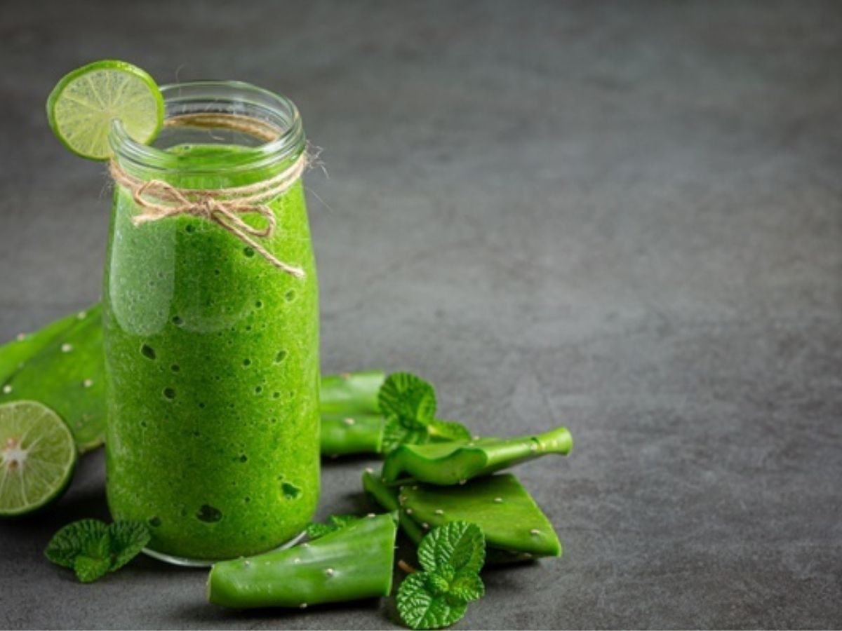 Suco detox de couve e maracujá; perfeito para o seu café da manhã