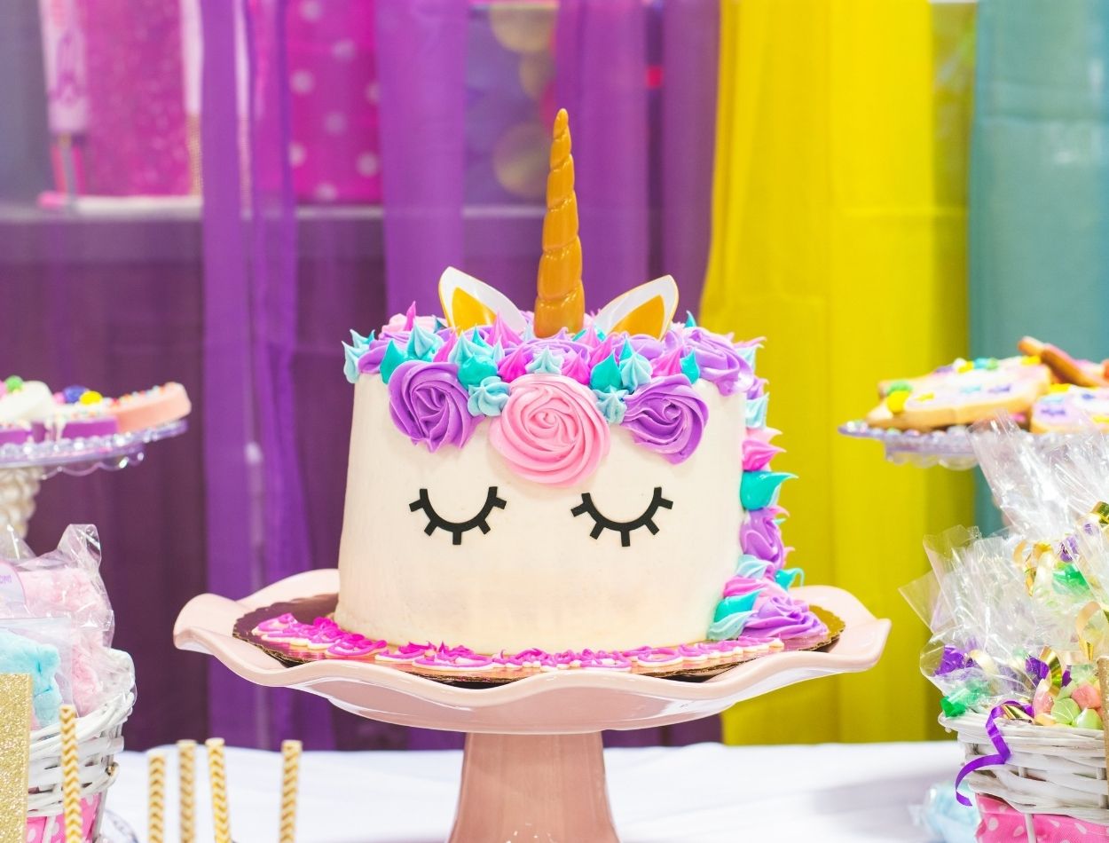Dá para congelar bolo de aniversário? Descubra agora mesmo