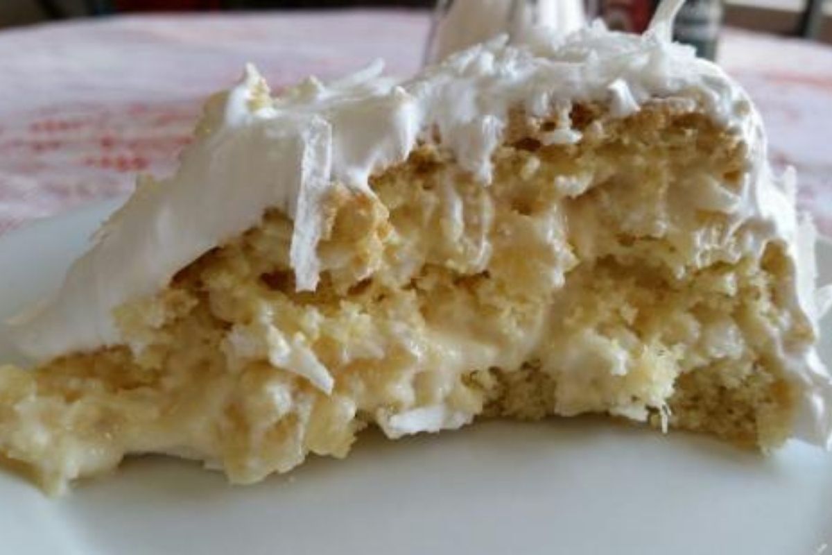 torta de abacaxi com coco, sobremesa