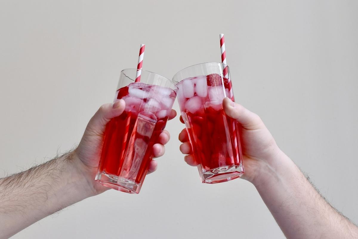 Drink Lagoa Vermelha: veja como preparar essa bebida mista sinônimo de autenticidade