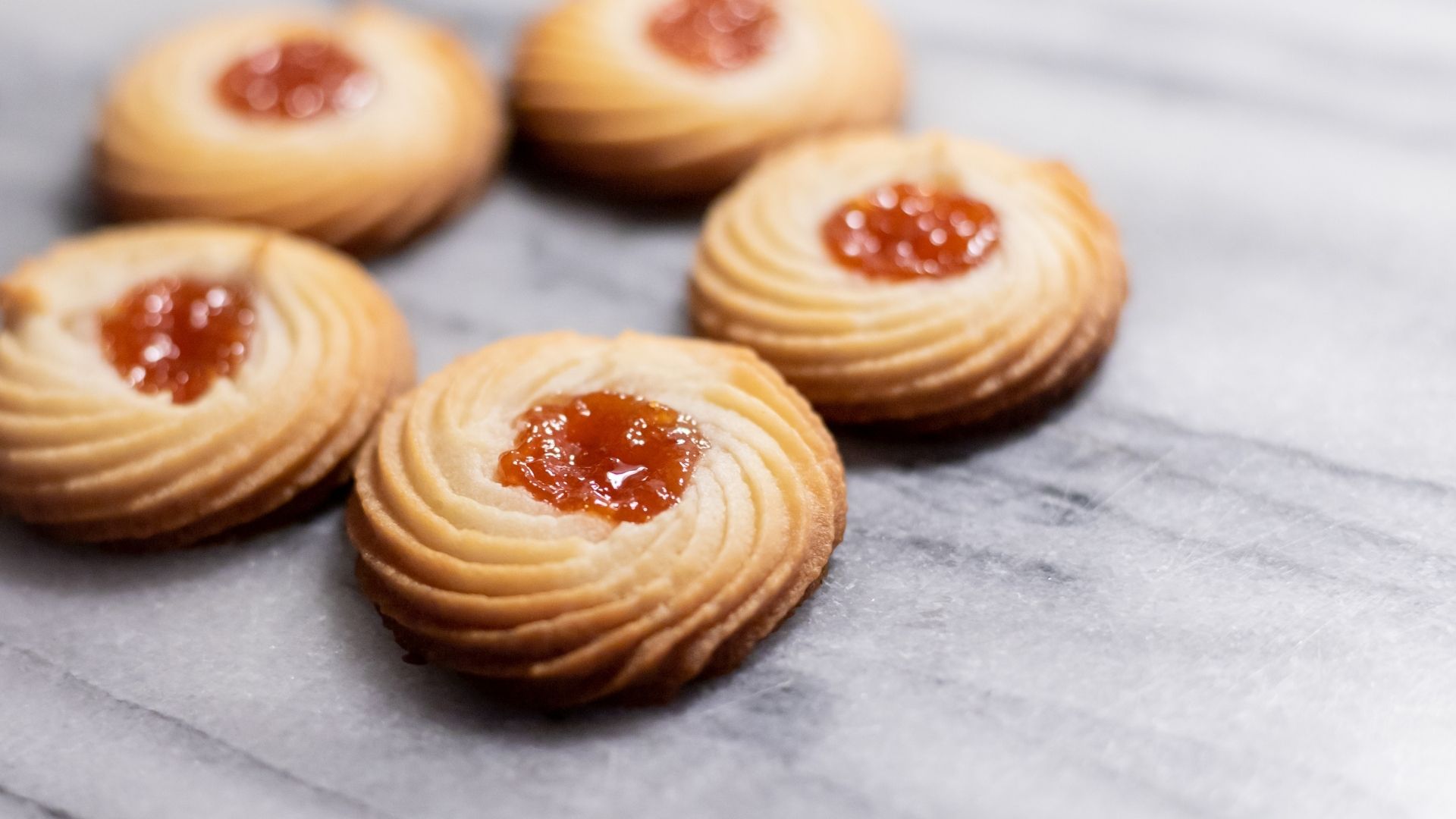 bolachinha com goiabada para o lanche- canva