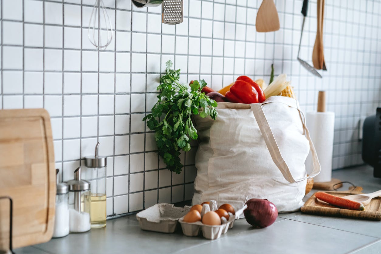 Como fazer repelente caseiro seguro para usar na cozinha: veja agora mesmo