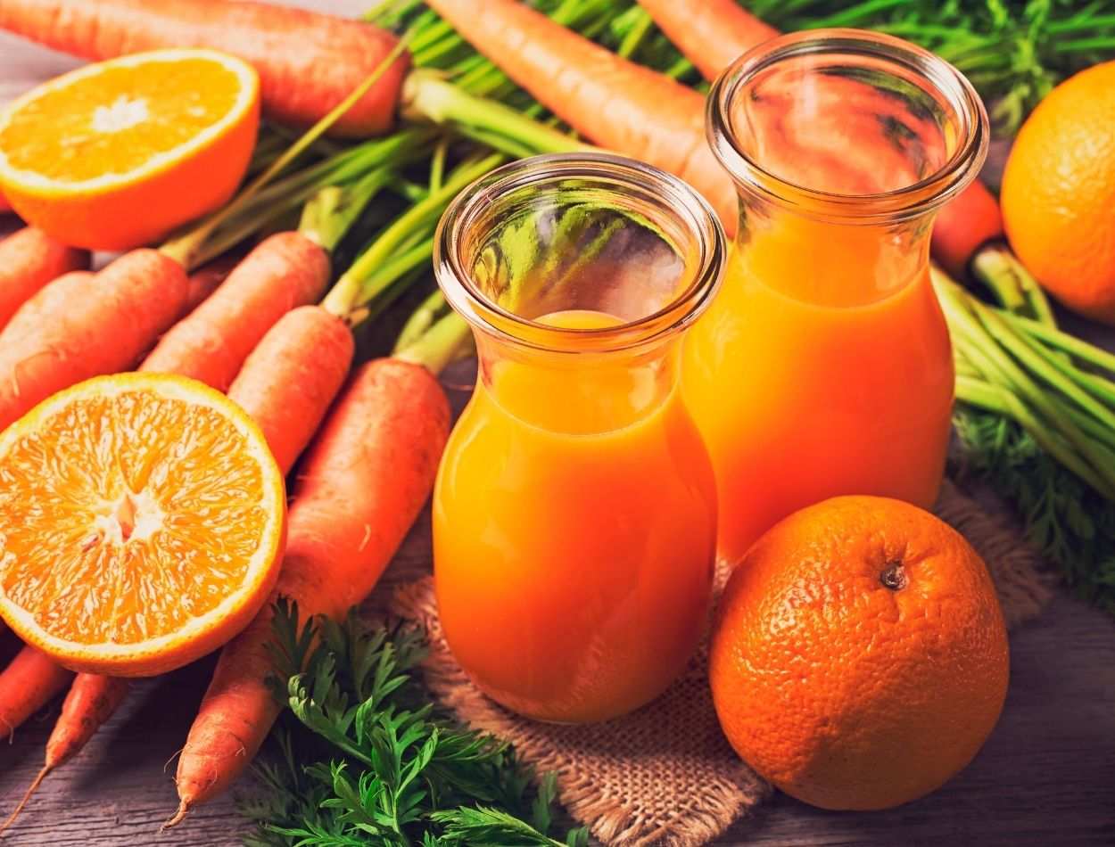 Suco de acerola com laranja: uma bomba de vitamina C para turbinar a imunidade