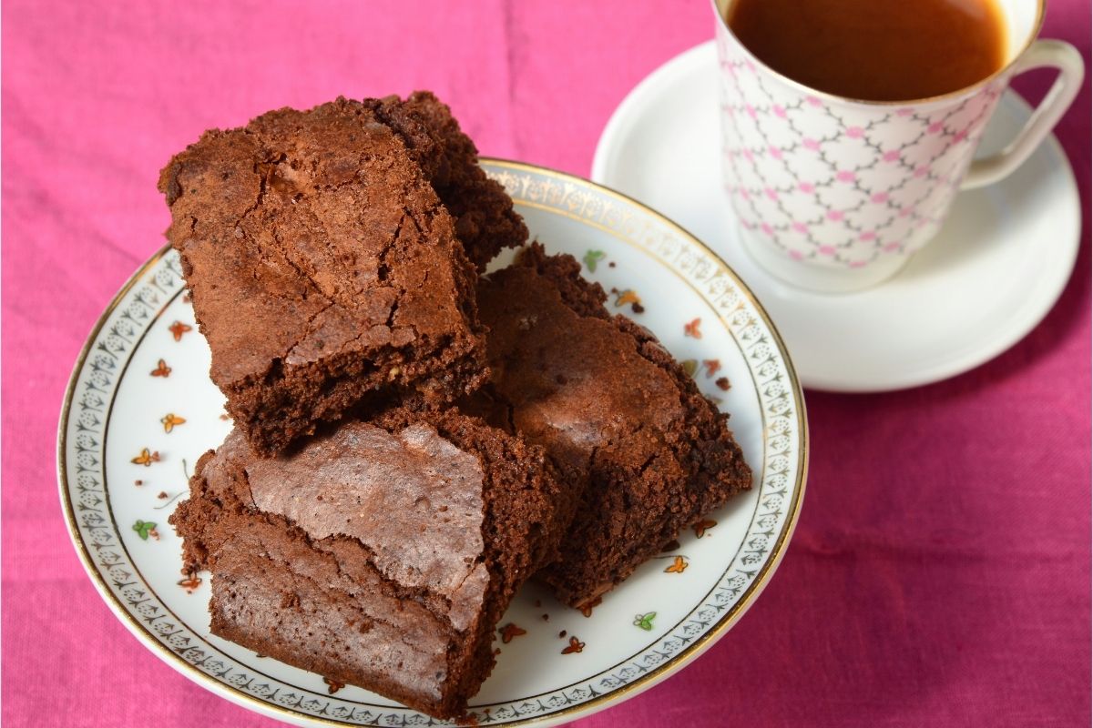 Brownie com toque de café; aprenda essa receita diferente. Foto: Canva Pro