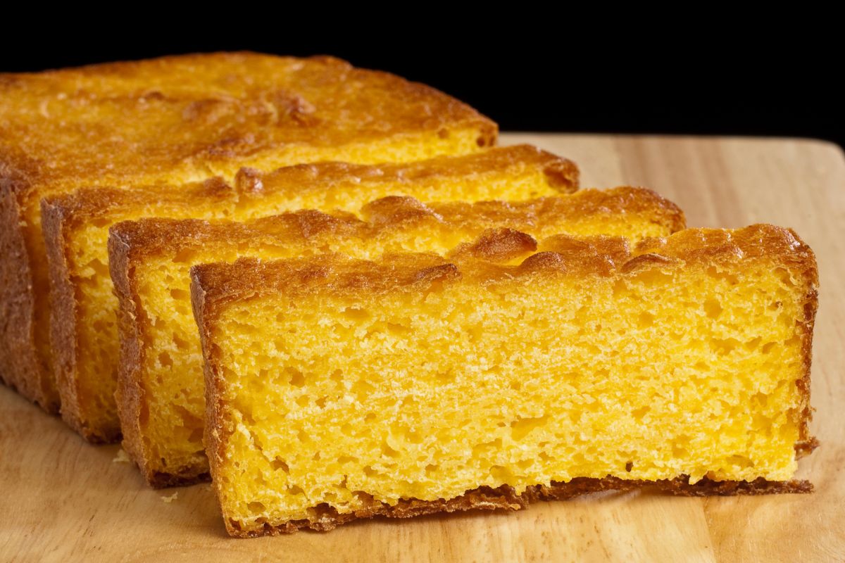 Pão de milho fácil de fazer e com sabor da roça - Foto: Canva