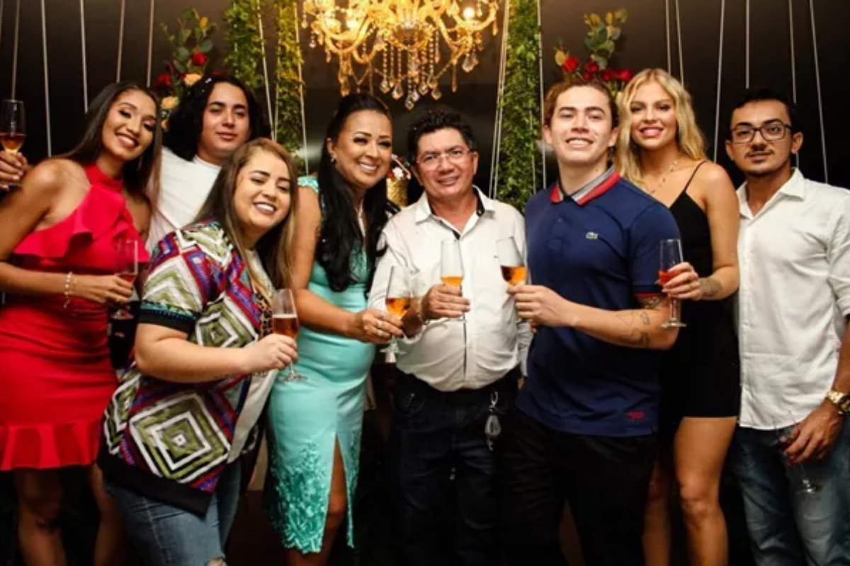 Whindersson Nunes, pais, irmãos e a ex-esposa Luísa Sonza - Imagem Reprodução Instagram