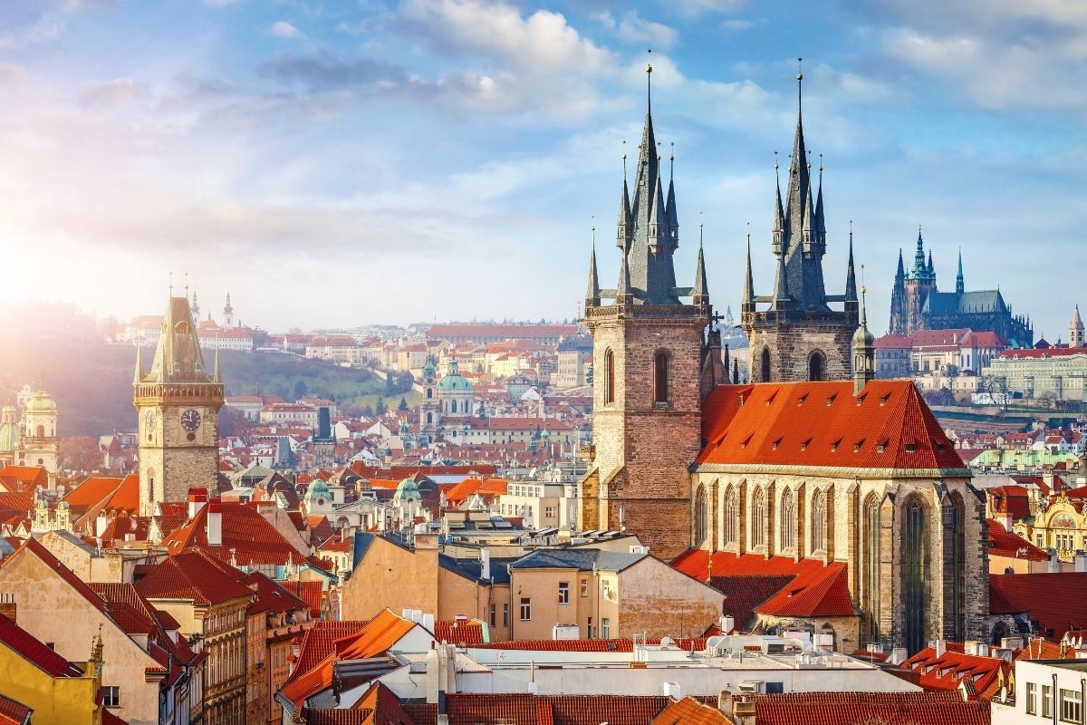 Praga: veja o que conhecer e onde ir