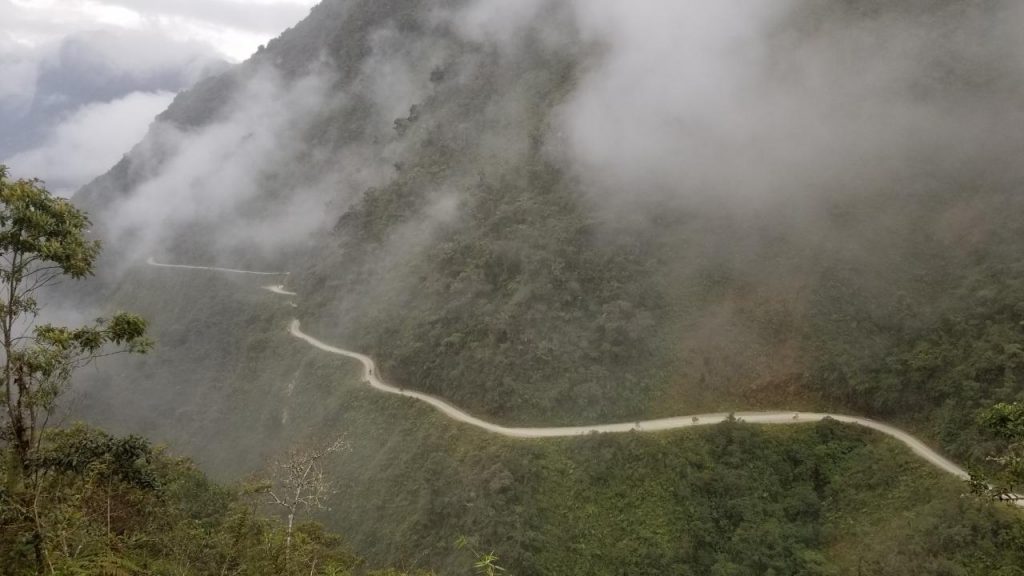 Estrada mais perigosa do mundo na Bolívia, Foto: Canva Pro.