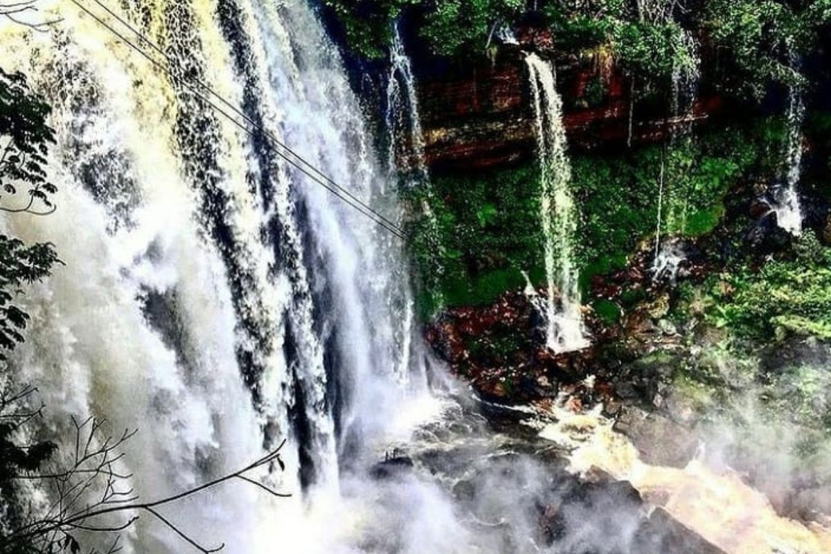 Paraíso das cachoeiras no estado da Bahia: Conheça a cidade de Barreiras.