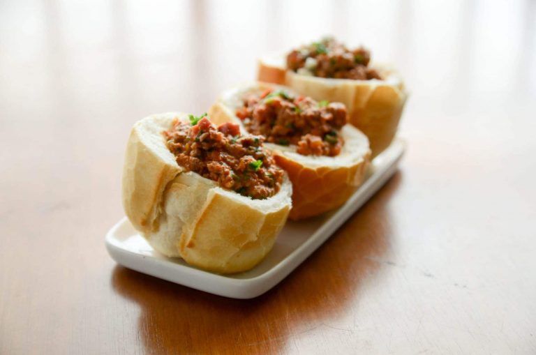 pão com carne moída