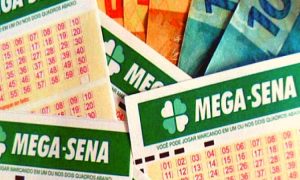 Acumulada, Mega-Sena sorteia R$ 75 milhões neste sábado (21/11)/e como apostar na Mega-Sena de hoje (04) /Créditos: Folha Go!