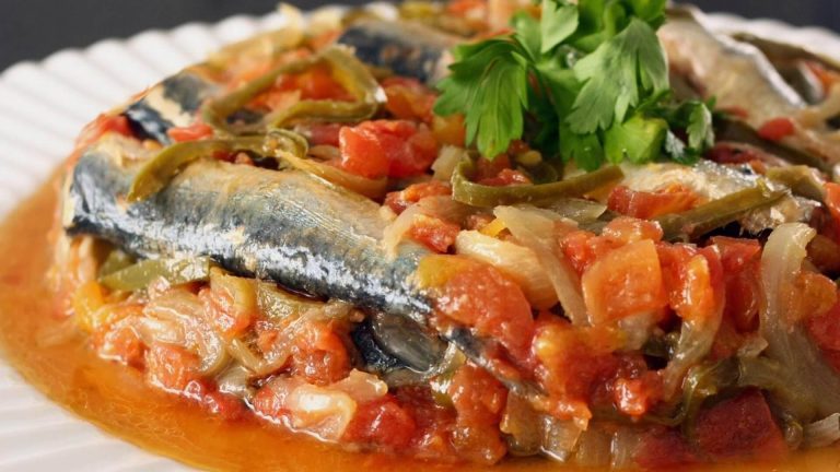 Jantar rápido com sardinha escabeche