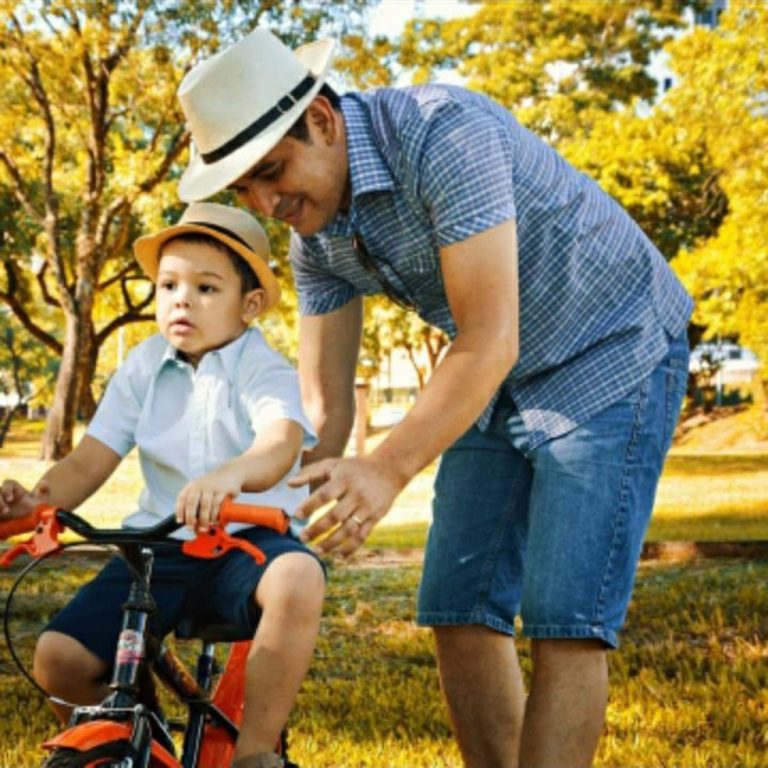 Quem recebe pensão alimentícia tem direito a décimo terceiro? (imagem: divulgação/G1)
