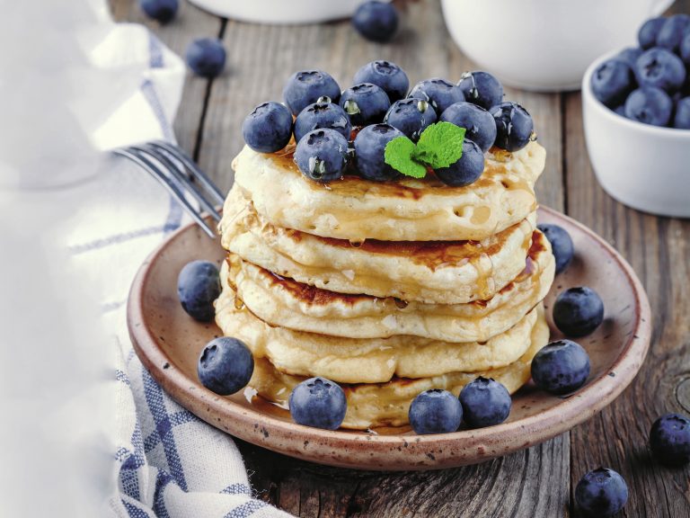 Panqueca doce com recheio especial;