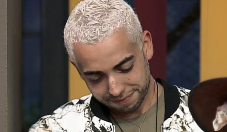 A Fazenda 12: Lucas Selfie