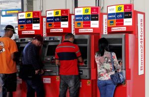 Dá pra sacar o Bolsa Família no Caixa 24 horas? Confira