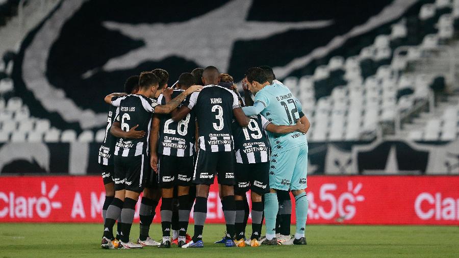 Botafogo é eliminado da Copa do Brasil e expõem crise na equipe