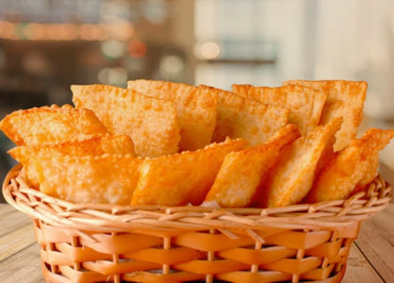 Aprender como fazer pastel de carne pode render um belo lanche