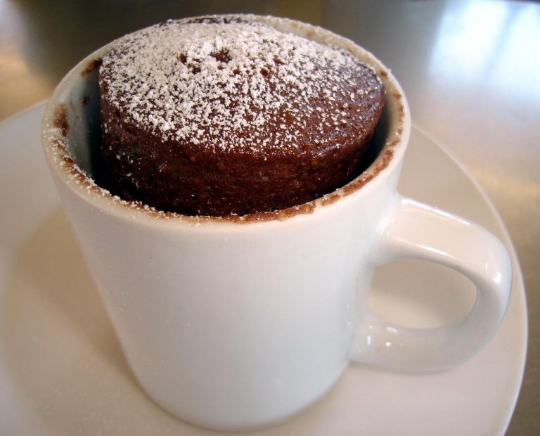 bolo de caneca