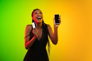 Banco Inter concede mais limite no cartão de crédito por investimentos em CDB