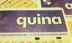 Números do concurso 5421 são divulgados pela CEF Loterias nesta sexta (20)/Créditos: Folha Go!
