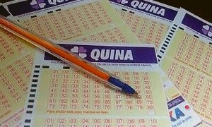 Loterias Caixa anuncia prêmio da Quina em R$ 700 mil neste sábado (21)/ Créditos: Folha Go!