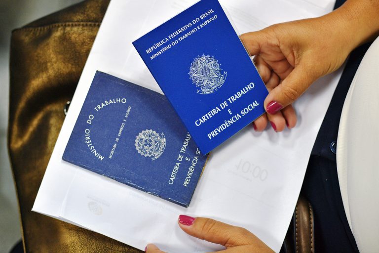 Não tenho Cartão Cidadão, posso sacar seguro-desemprego? Confira as opções