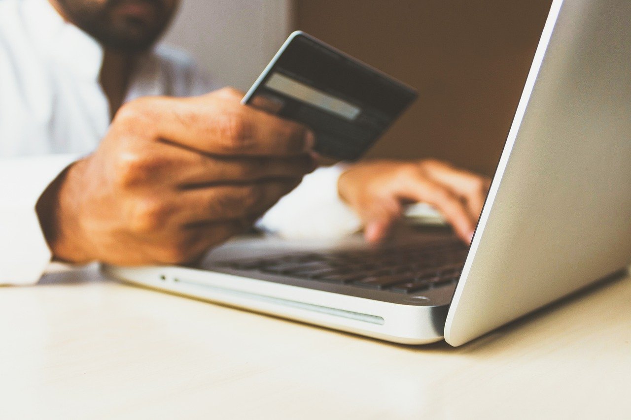 Como resgatar pontos do cartão de crédito? (imagem: divulgação/Pixabay)