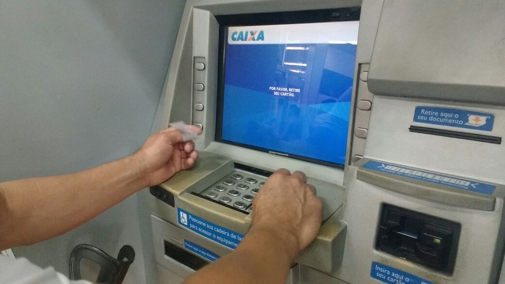 14° salário Aposentados buscam respostas sobre 14º salário e congelamento de aposentadorias (imagem: divulgação/G1)