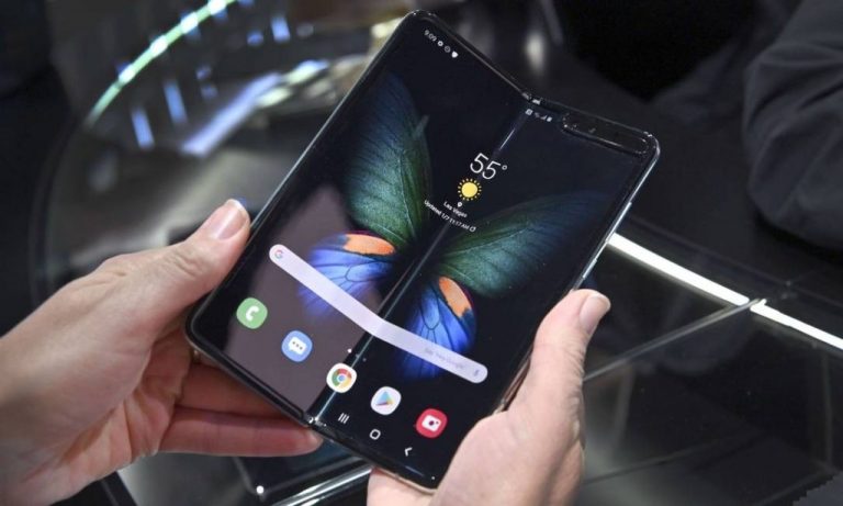 celular dobrável (Foto: Reprodução Pulltech)