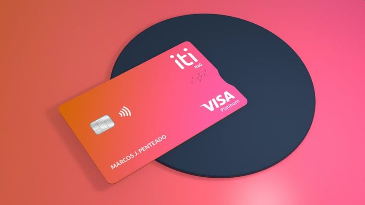 Conta Iti do Itaú oferece cartão Visa Platinum sem anuidade; conheça