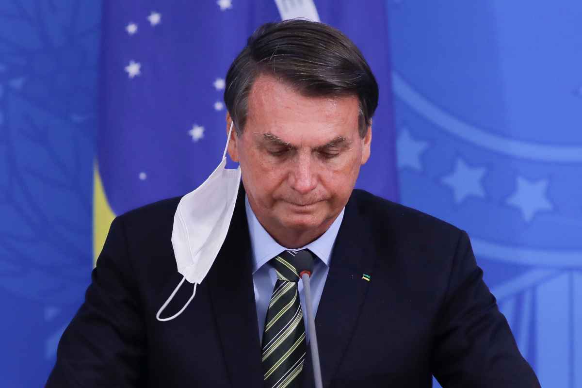 Deputado faz denúncias internacionais contra Bolsonaro em grandes órgãos