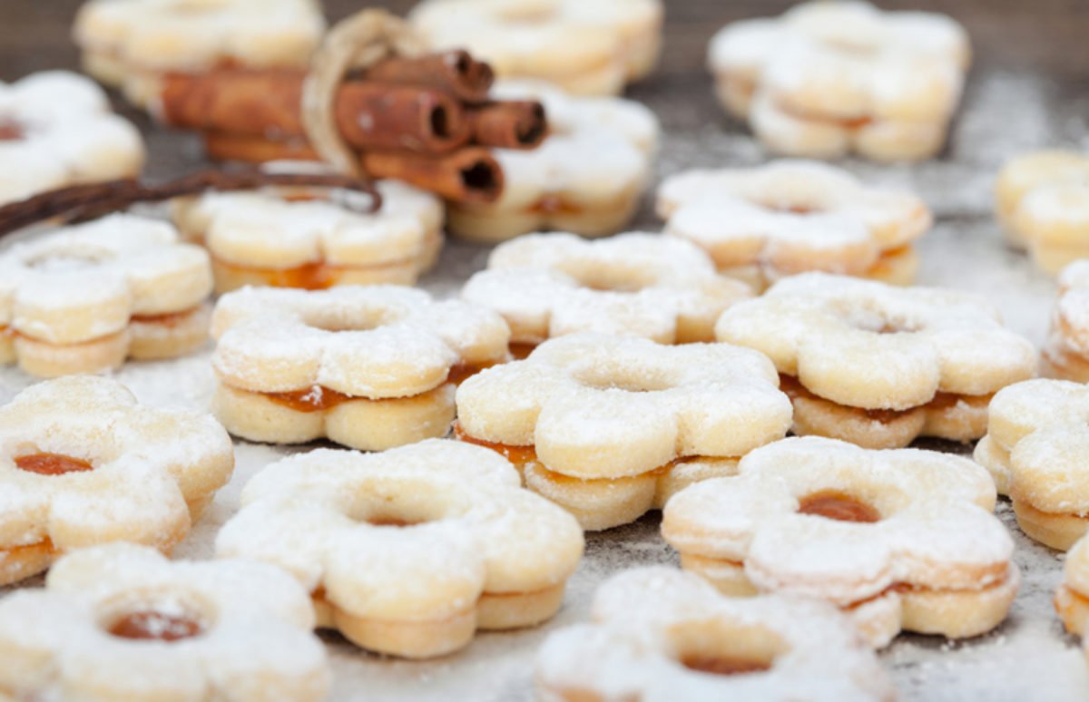 bolachinhas amanteigadas de nata para café da manhã