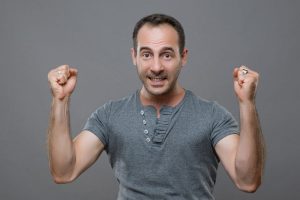 Resultado da Tele Sena Milionária de Mães 2021 neste domingo (30/05): Prêmio Todo Dia e sorteio do Mais e Menos Pontos; veja