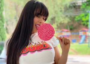 Juliana Caetano (Foto: Reprodução Instagram)