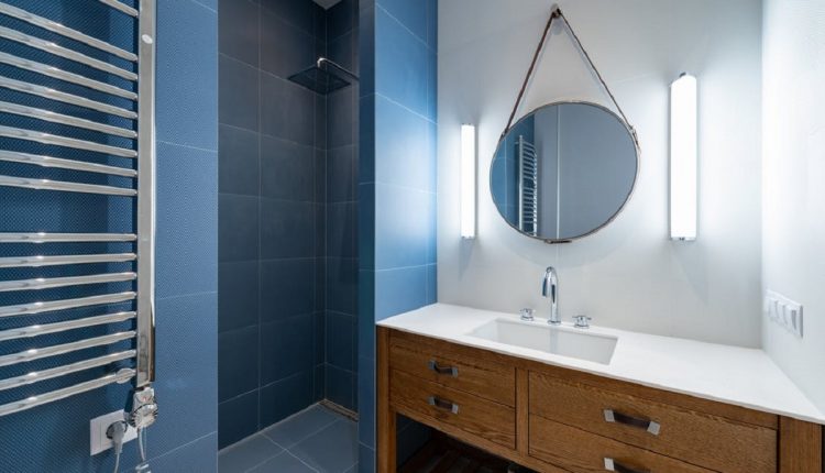 Como escolher móveis para banheiro pequeno – 5 dicas para decorar e ficar clean Foto: Pexels