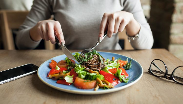 Veja agora 3 dicas de almoço saudável para fazer diariamente. Foto: Freepik