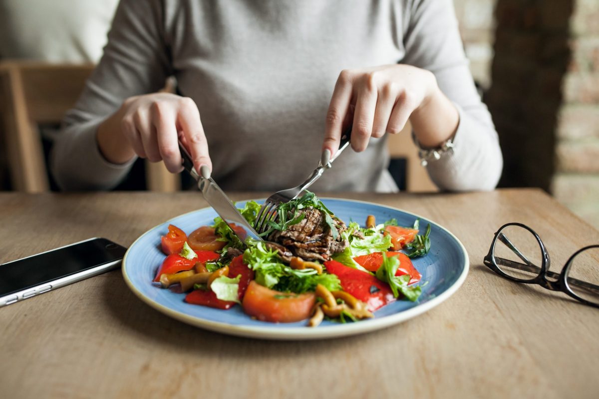 Veja agora 3 dicas de almoço saudável para fazer diariamente. Foto: Freepik