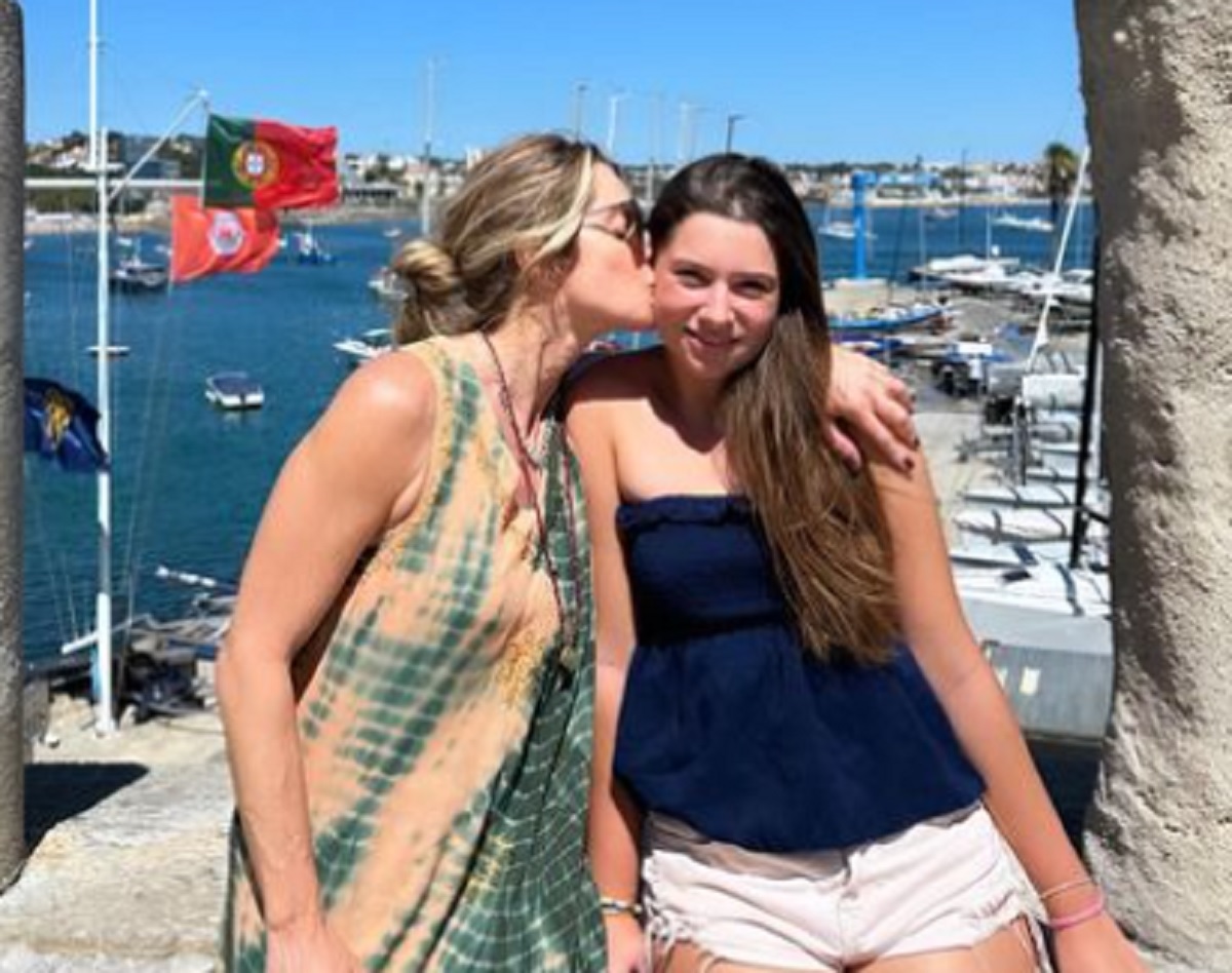 Letícia Spiller recebe visita mais que especial e agita web. Foto: Reprodução Instagram